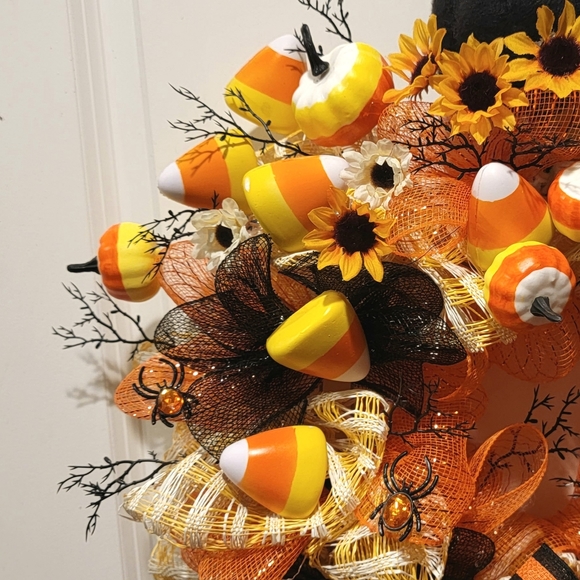Halloween Candy Corn Pumpkin Wreath Spiders Deco Mesh Bows - Picture 3 of 9
